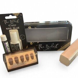 The Nailest LUXURY Press On Nails Bundle - Boysenberry  Medium Coffin NIB